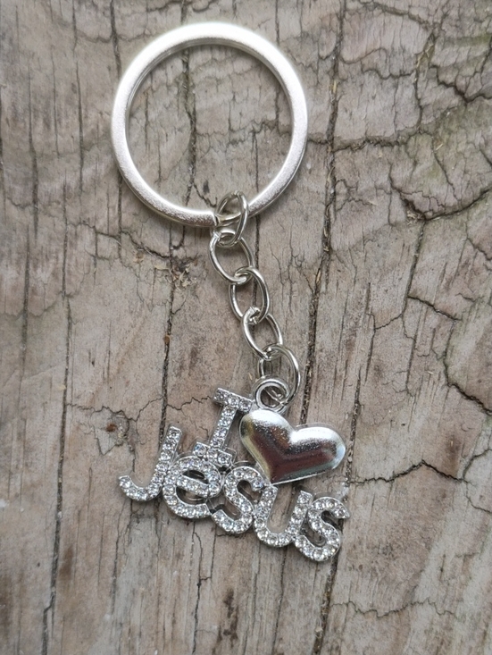 Handbags - Silvertone I love Jesus keychain